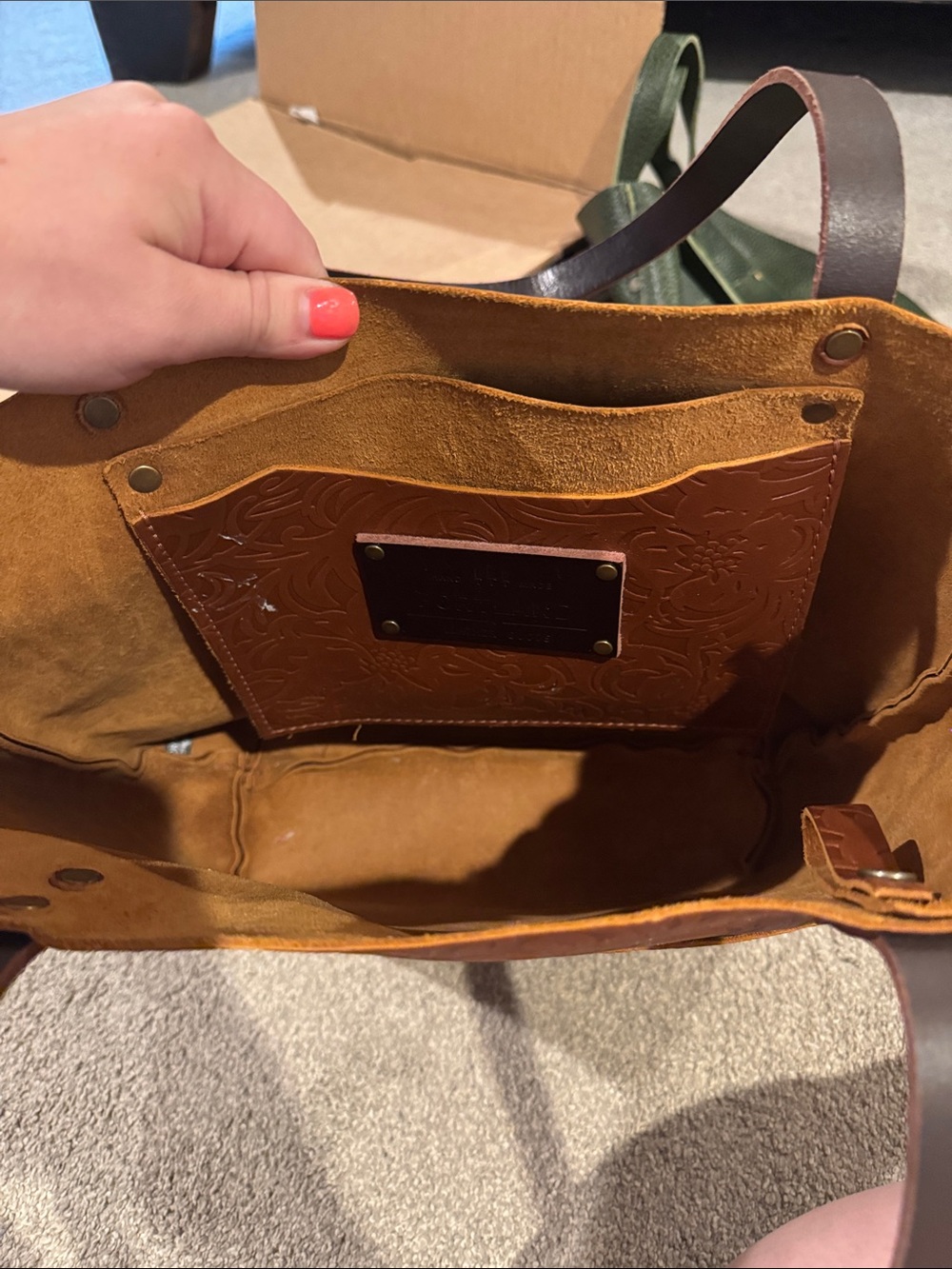 Portland Leather Medium Tote Meadow - Picture 2 of 2
